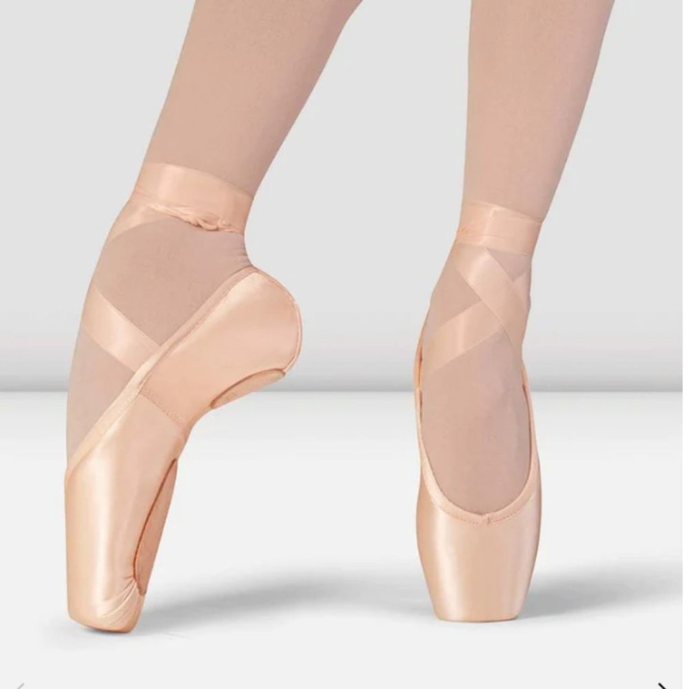 Bloch Superlative Pointe Shoe 5.5 XX NIB